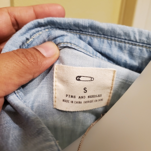 Pins and Needles Denim Cotton Crop top Front knot - Picture 4 of 5